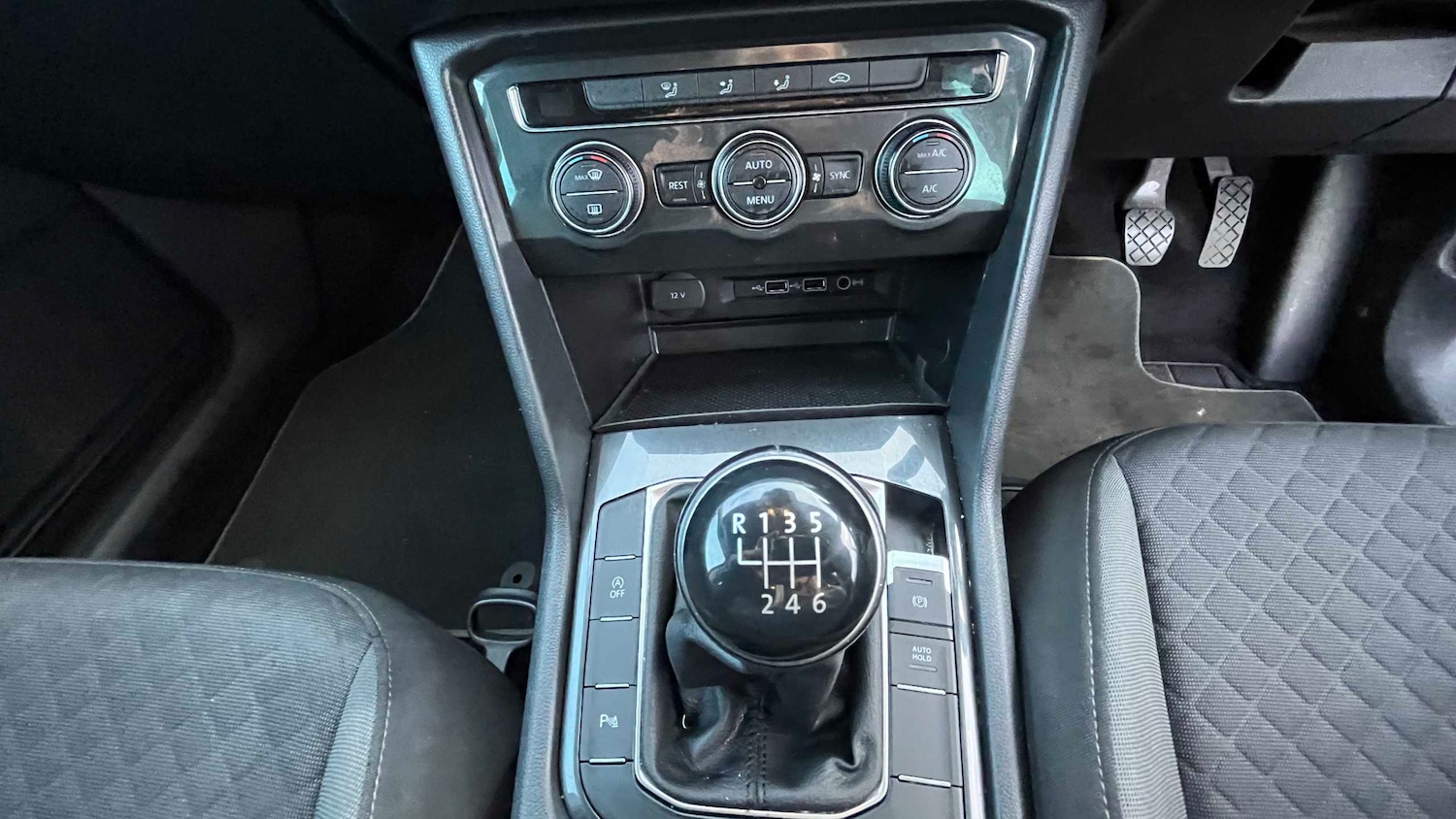 Used Volkswagen Tiguan for sale - 77859557: Photo 15