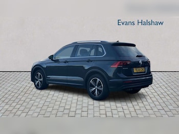 Used Volkswagen Tiguan 2018 for sale - 77859557: Photo