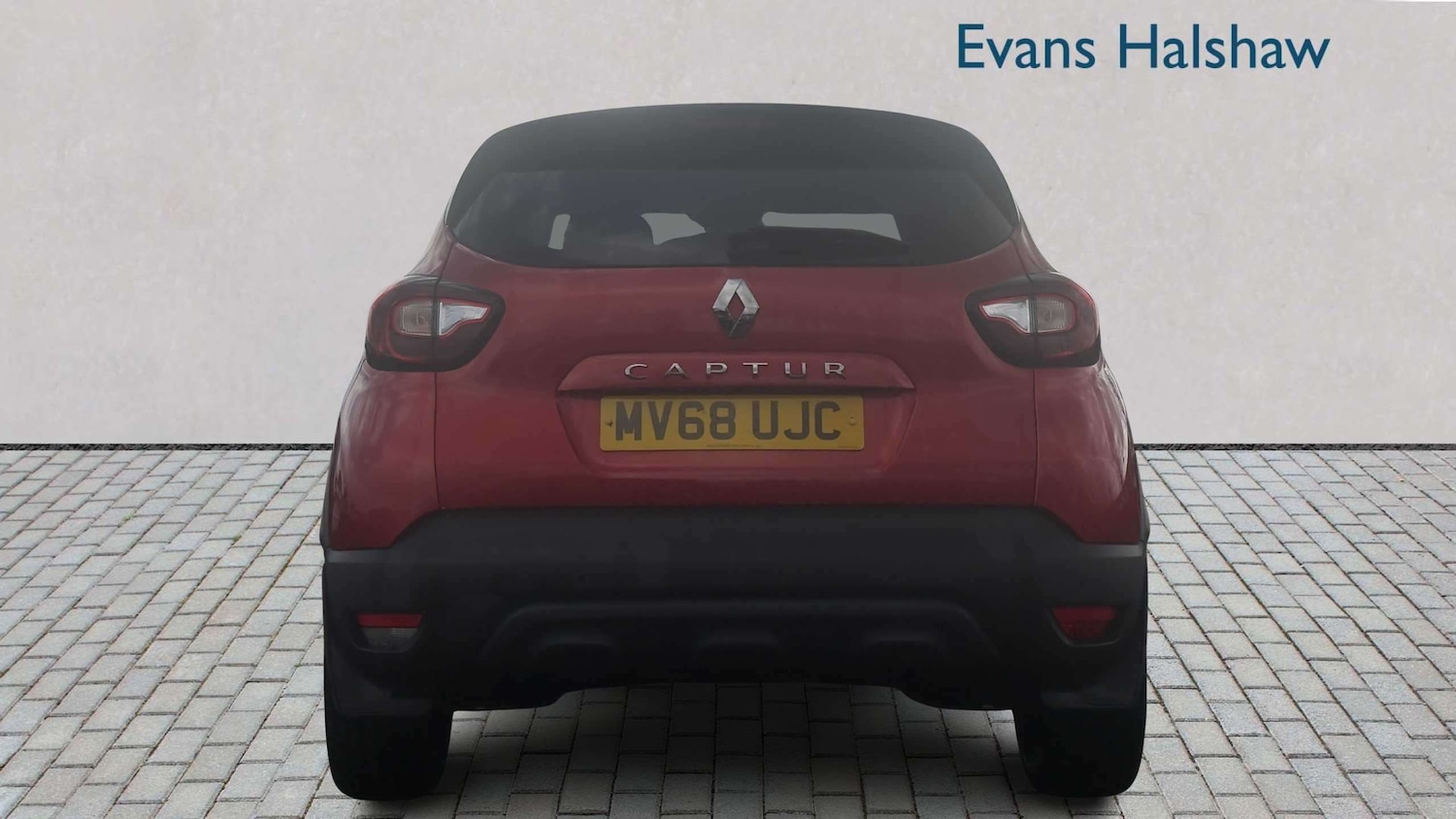 Used Renault Captur for sale - 77862493: Photo 4