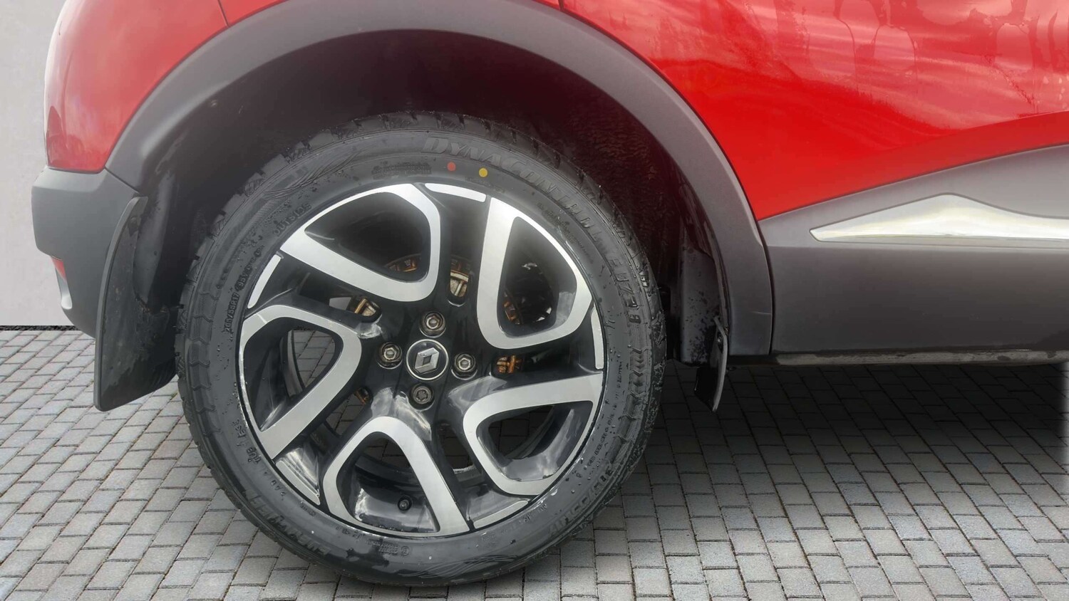 Used Renault Captur for sale - 77862493: Photo 6