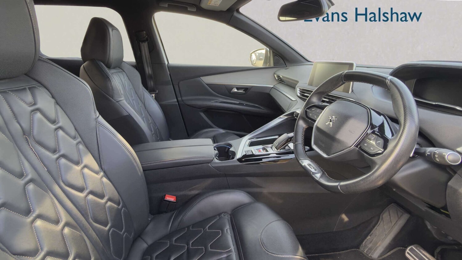 Used Peugeot 3008 2018 for sale - 77960617: Photo 14