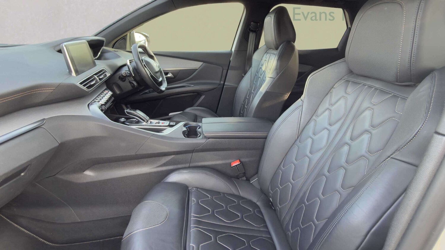 Used Peugeot 3008 2018 for sale - 77960617: Photo 16