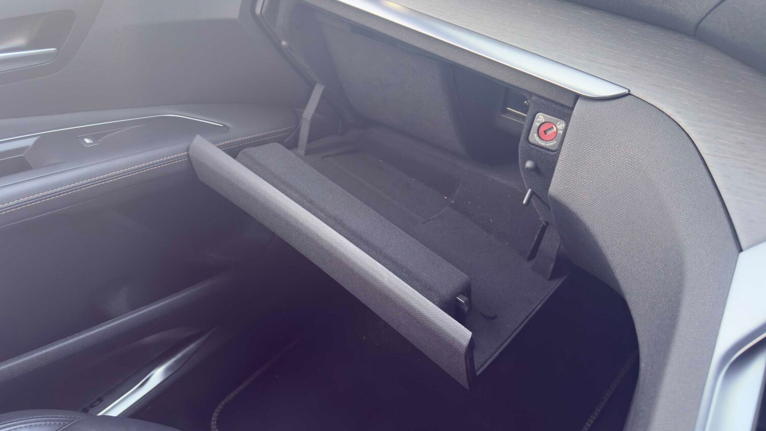 Used Peugeot 3008 2018 for sale - 77960617: Photo 22