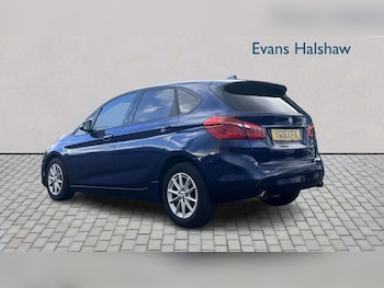 Used BMW 2 Series 2018 for sale - 77886005: Photo