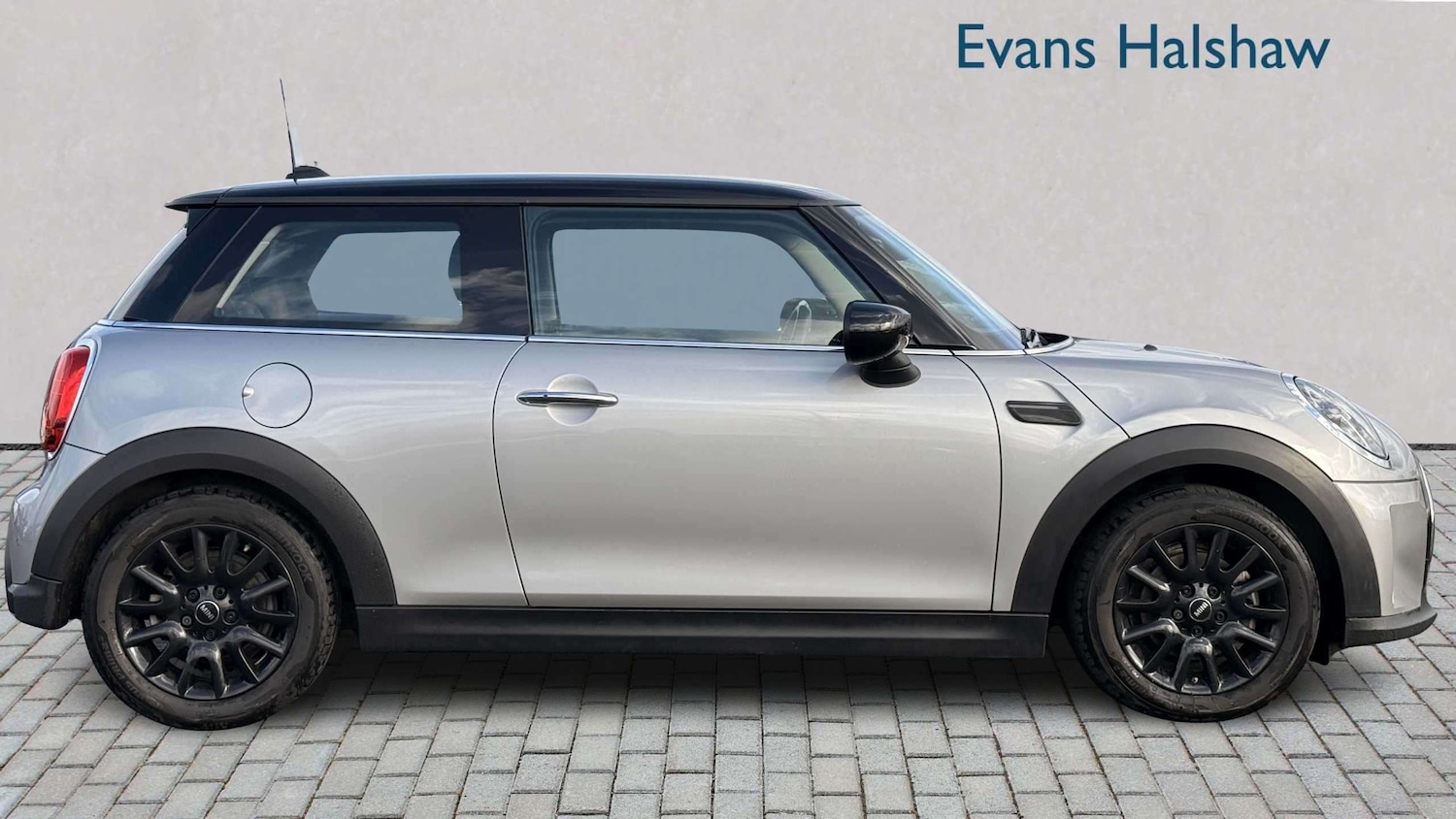 Used MINI Hatch 2023 for sale - 77858010: Photo 5