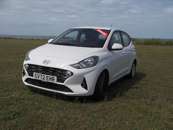 Used Hyundai i10 2022 for sale - 78765979: Photo