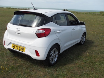 Used Hyundai i10 2022 for sale - 78765979: Photo