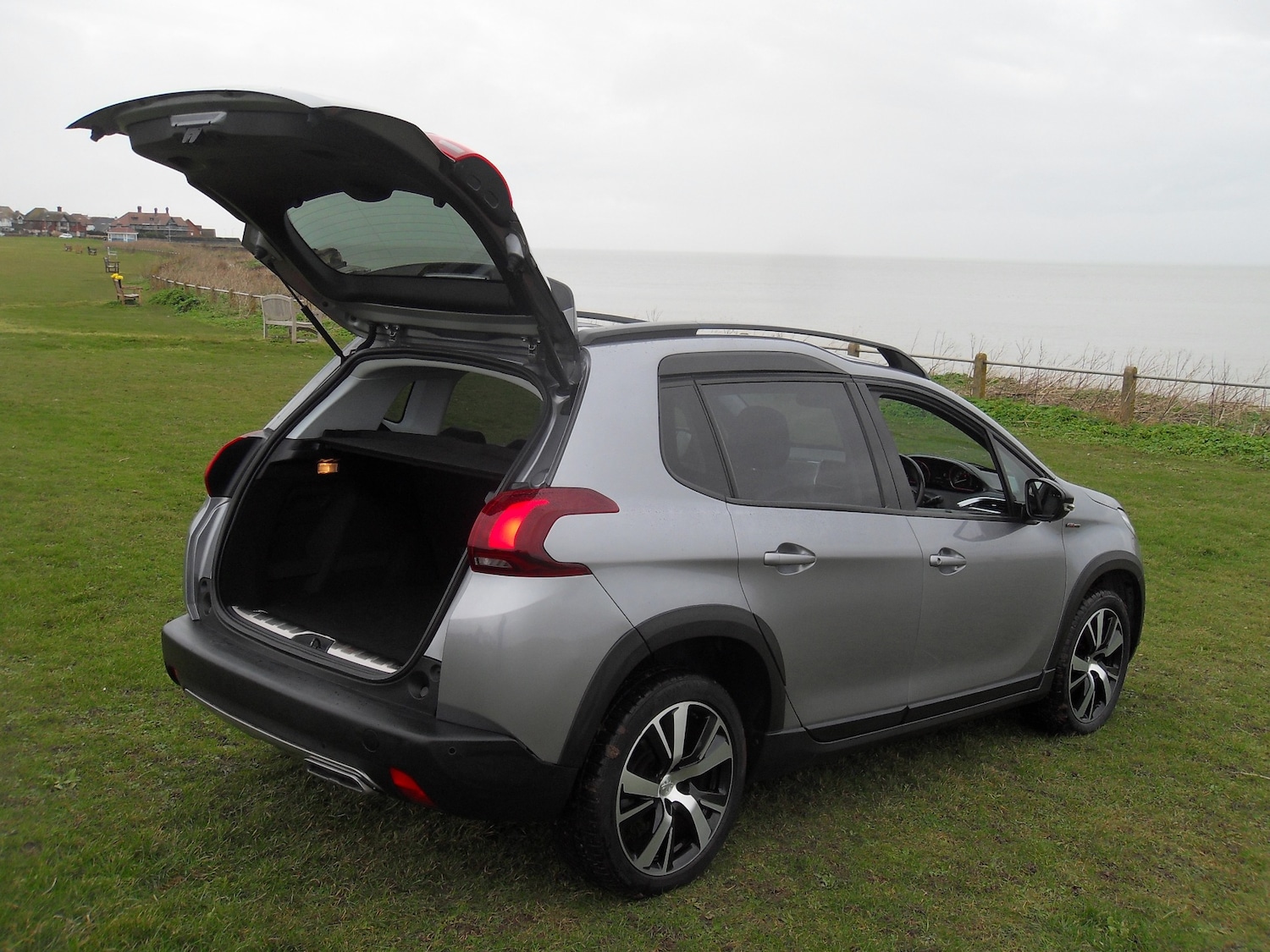 Used Peugeot 2008 2019 for sale - 77759248: Photo 6