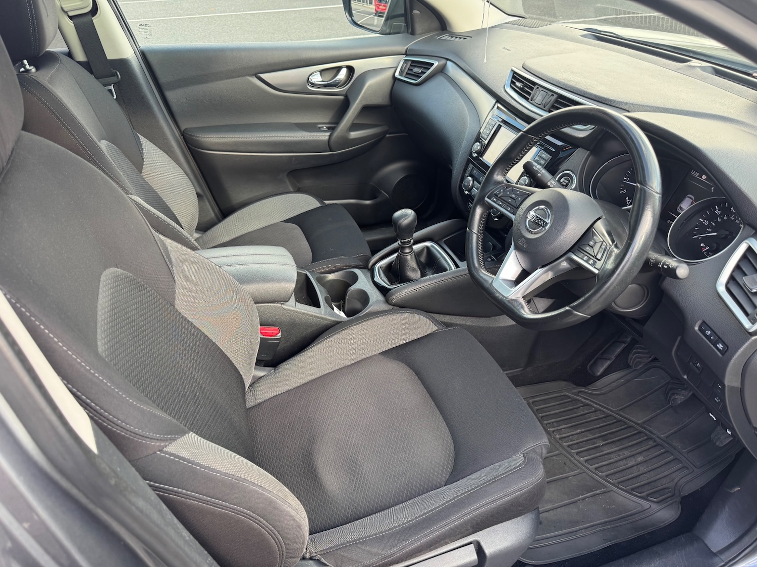 Used Nissan Qashqai 2018 for sale - 76507774: Photo 8