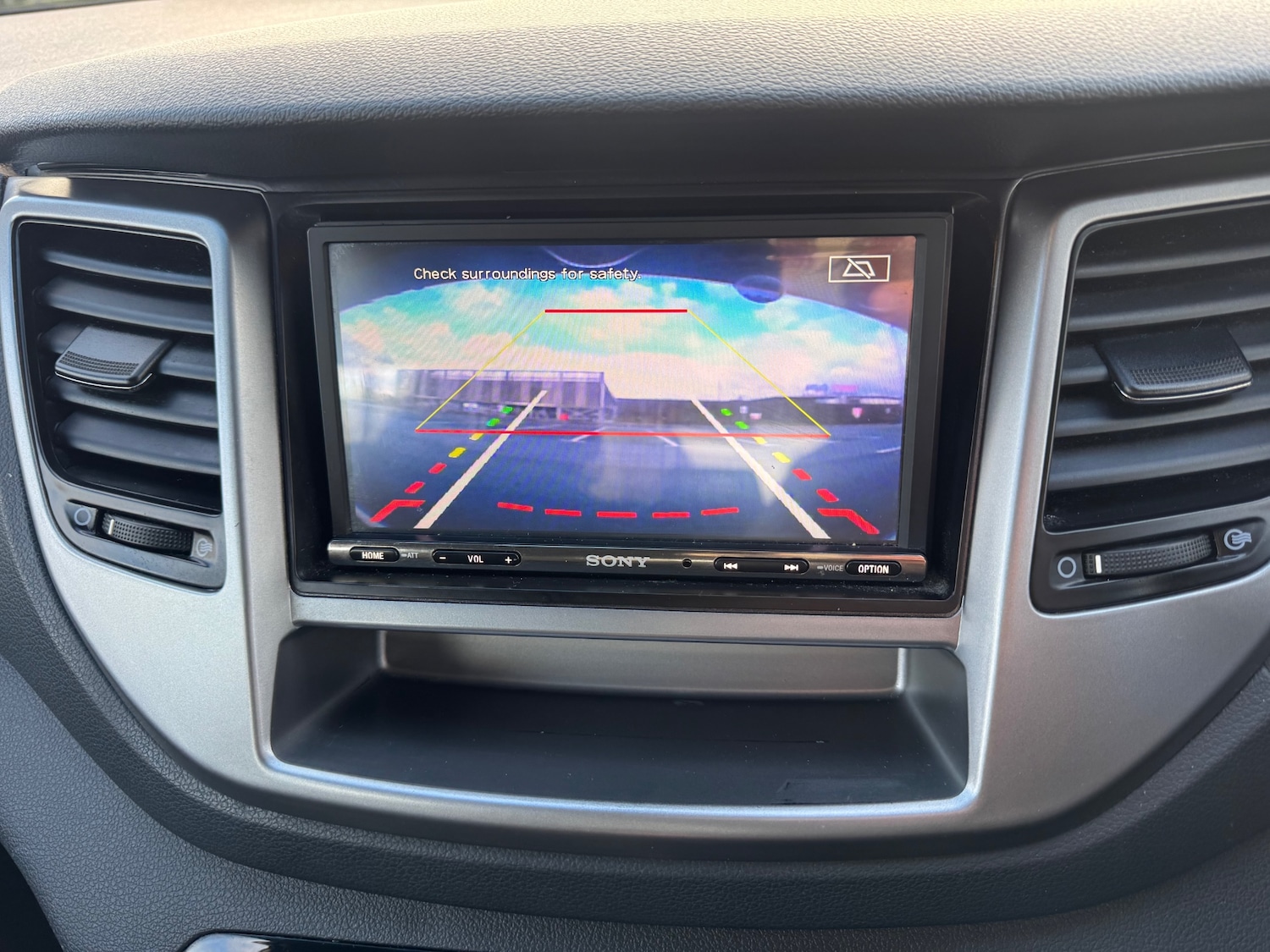 Used Hyundai TUCSON 2017 for sale - 77270770: Photo 16