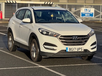Used Hyundai TUCSON 2017 for sale - 77270770: Photo