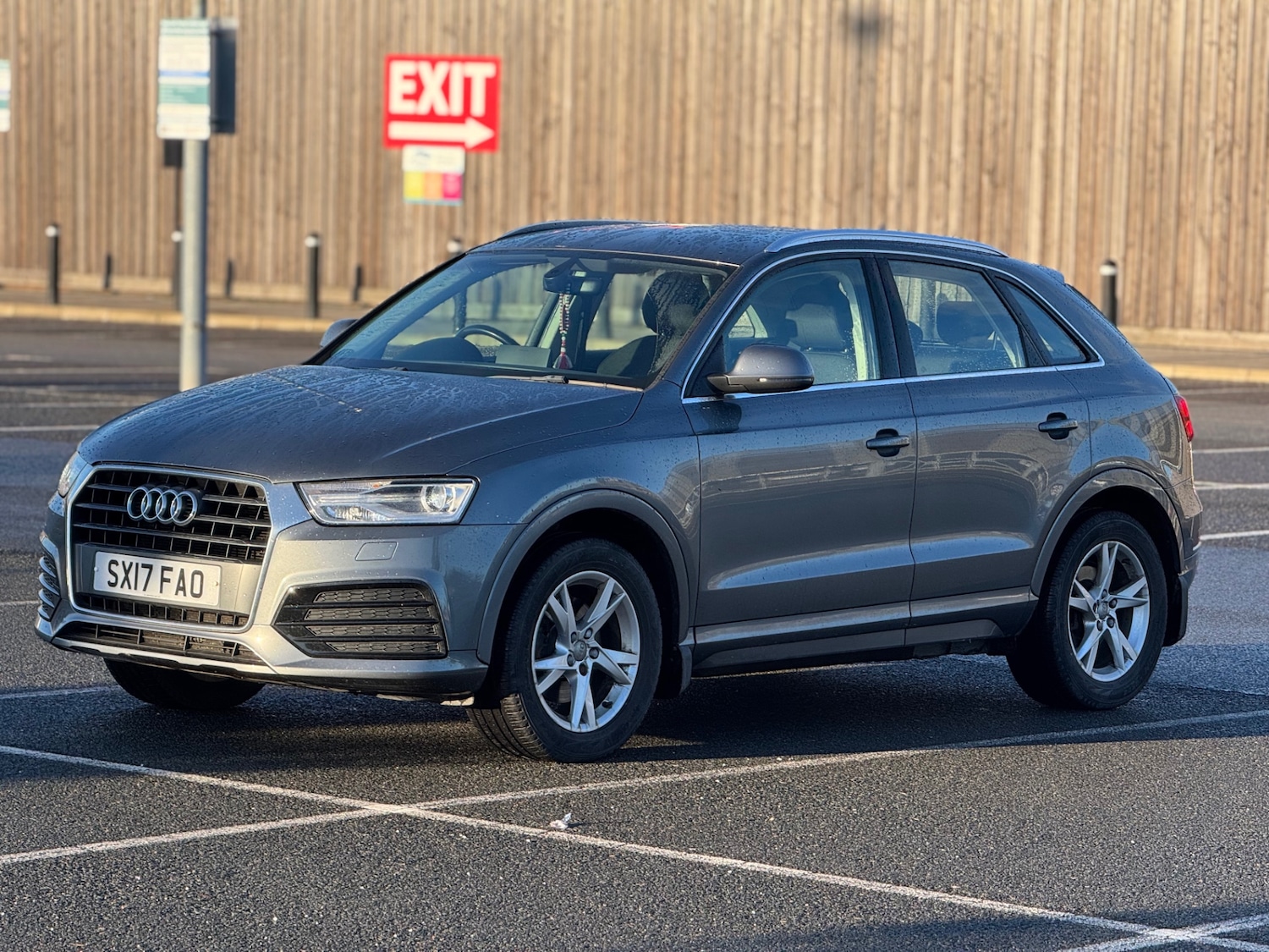 Used Audi Q3 2017 for sale - 76756937: Photo 6