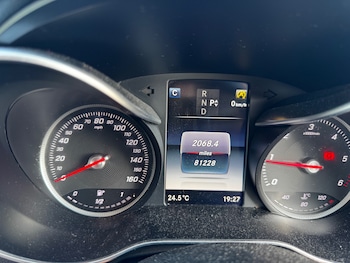Used Mercedes-Benz C Class 2016 for sale - 79239045: Photo
