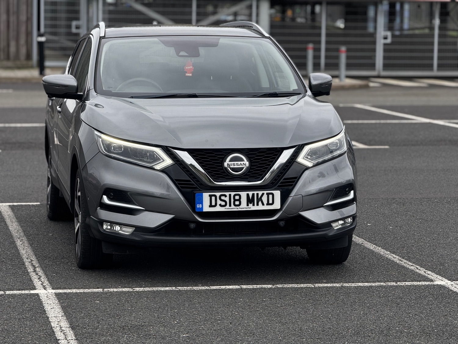 Used Nissan Qashqai 2018 for sale - 77848867: Photo 2