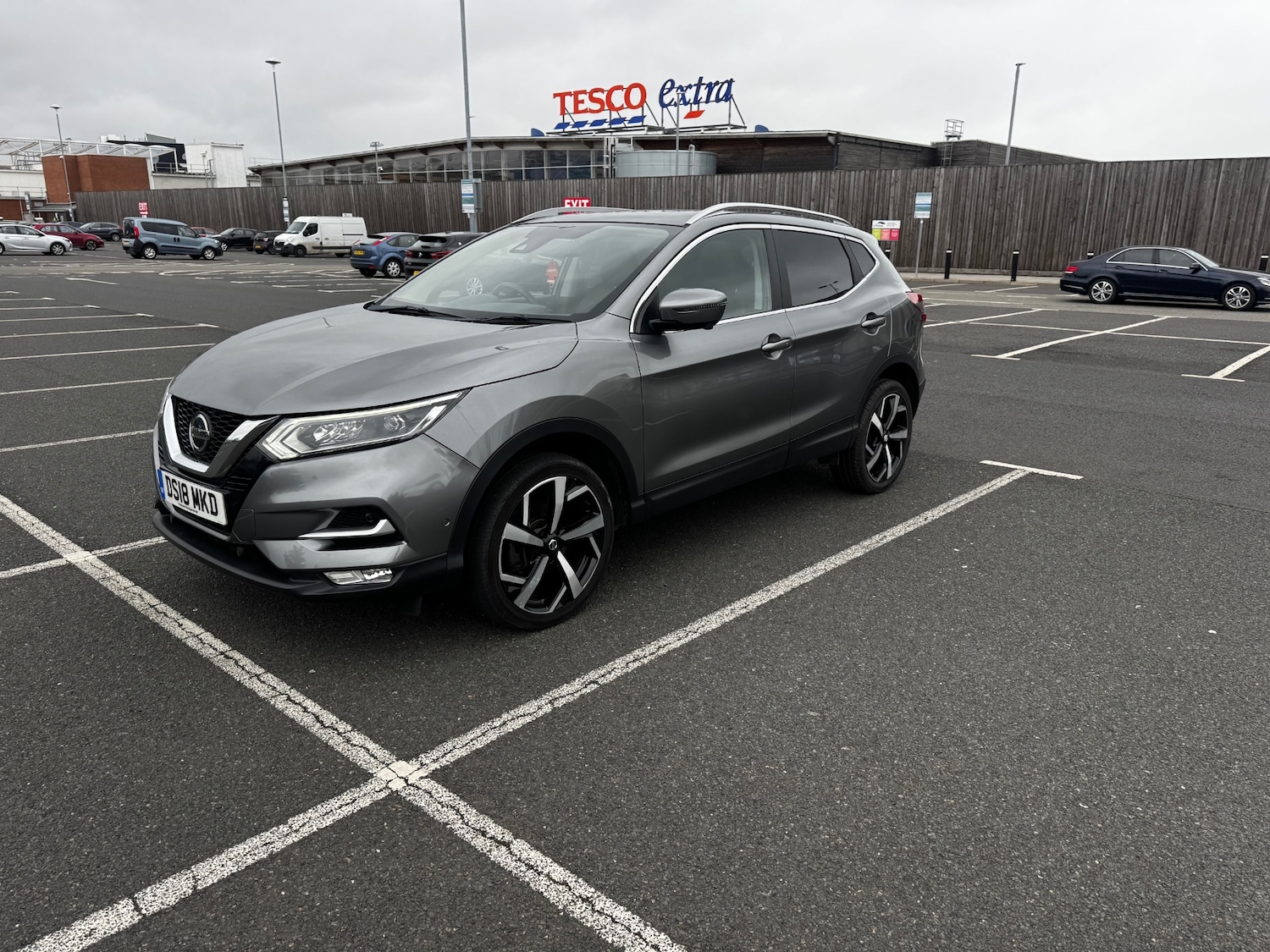 Used Nissan Qashqai 2018 for sale - 77848867: Photo 3