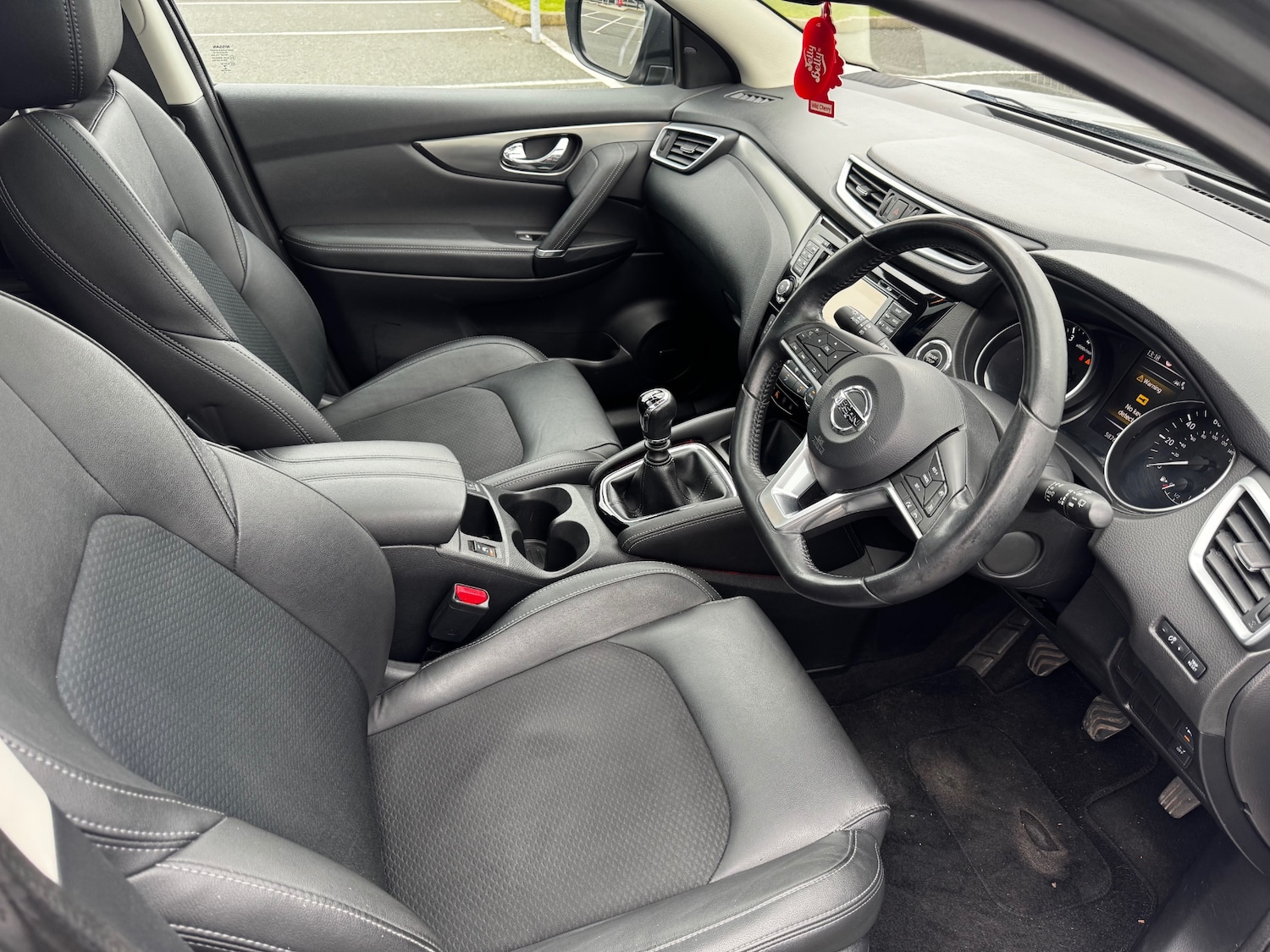 Used Nissan Qashqai 2018 for sale - 77848867: Photo 6