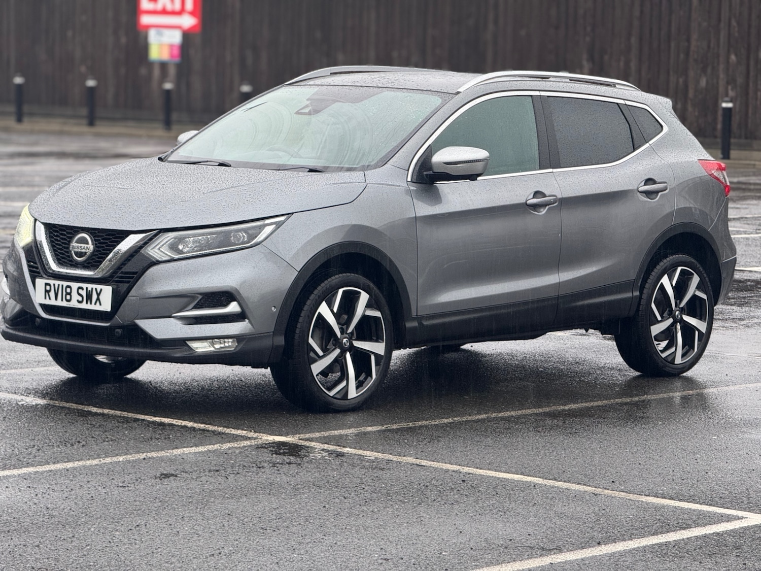 Used Nissan Qashqai 2018 for sale - 77208785: Photo 2