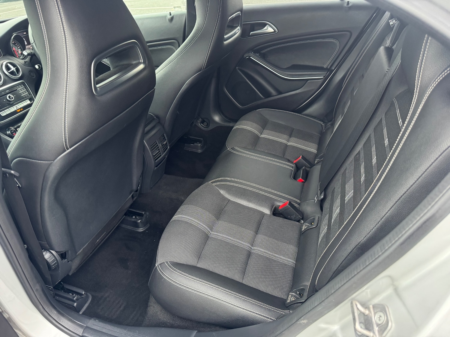 Used Mercedes-Benz A-Class 2018 for sale - 76346790: Photo 11
