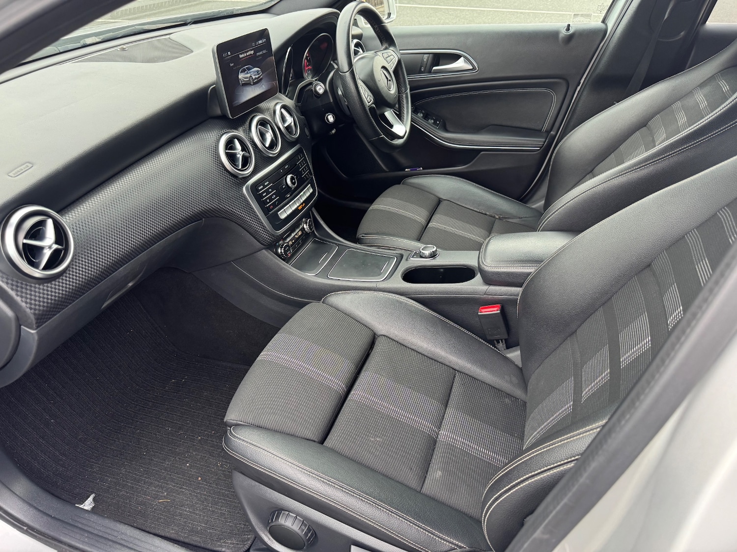 Used Mercedes-Benz A-Class 2018 for sale - 76346790: Photo 12
