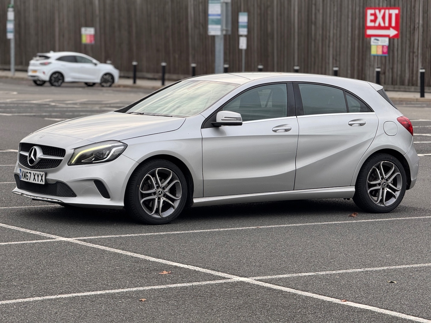 Used Mercedes-Benz A-Class 2018 for sale - 76346790: Photo 2