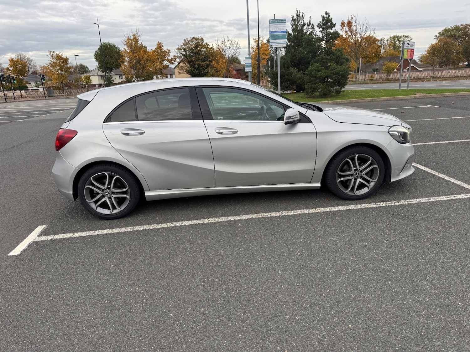 Used Mercedes-Benz A-Class 2018 for sale - 76346790: Photo 4