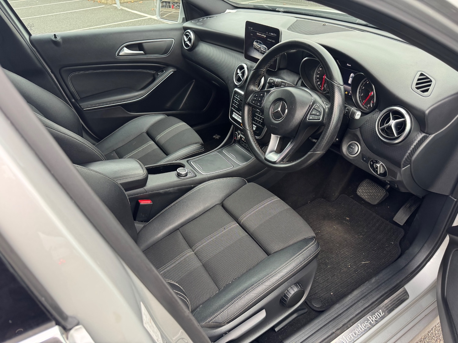 Used Mercedes-Benz A-Class 2018 for sale - 76346790: Photo 9