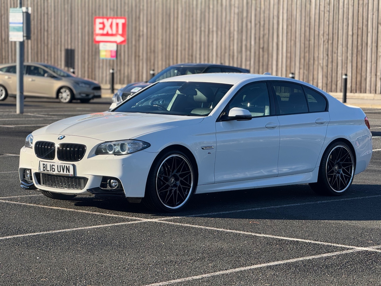 Used BMW 5 Series 2016 for sale - 76722439: Photo 4