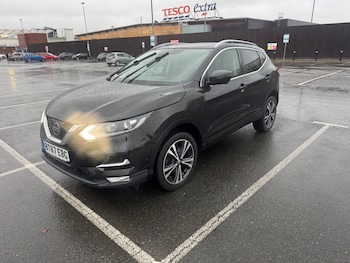 Used Nissan Qashqai 2017 for sale - 76580313: Photo