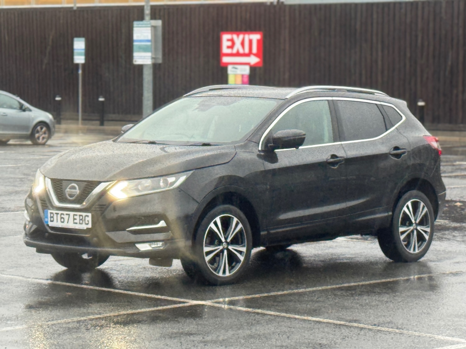 Used Nissan Qashqai 2017 for sale - 76580313: Photo 5