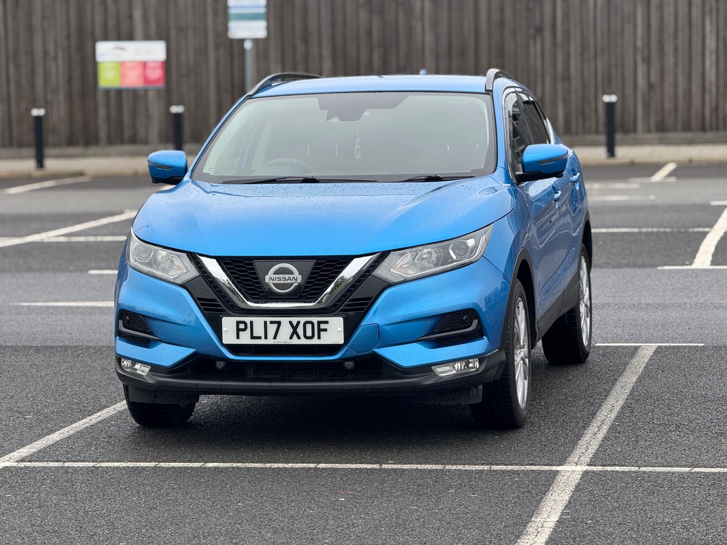 Used Nissan Qashqai 2017 for sale - 76684188: Photo 2
