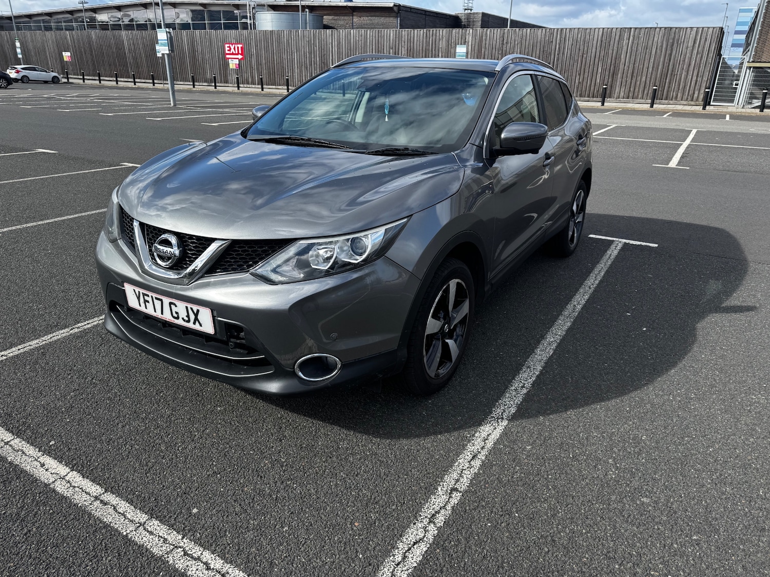 Used Nissan Qashqai 2017 for sale - 77837241: Photo 3