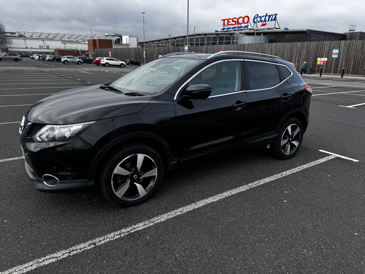 Used Nissan Qashqai 2016 for sale - 77715611: Photo 13