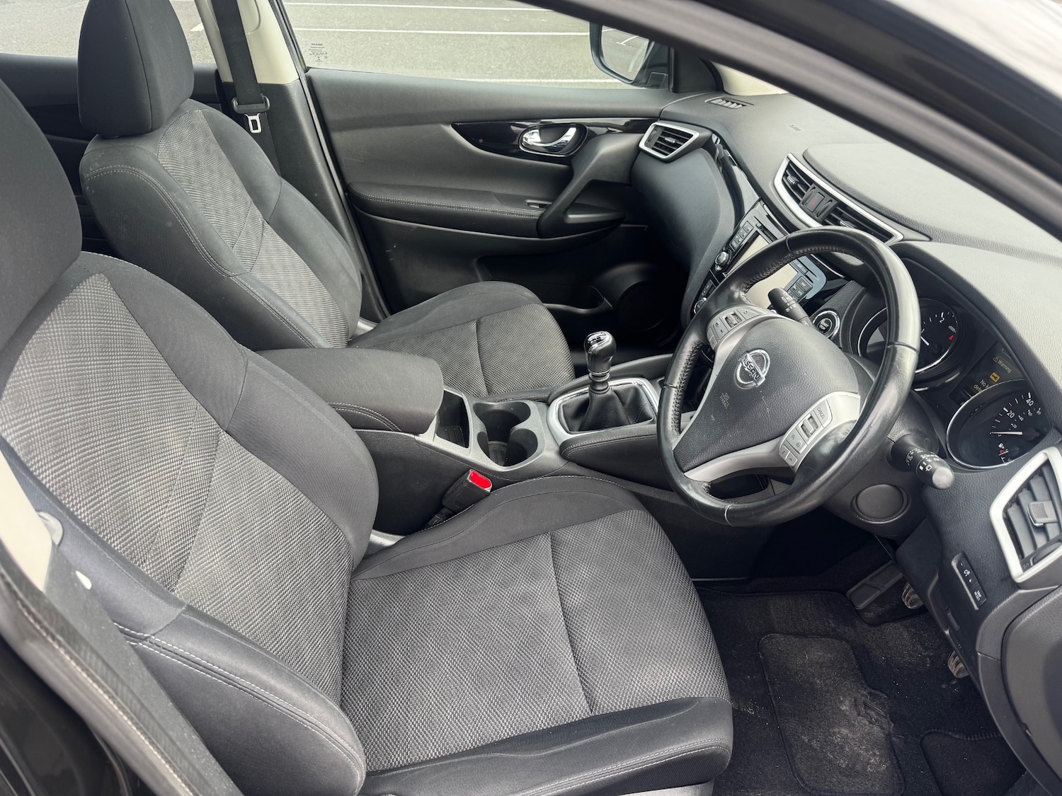 Used Nissan Qashqai 2016 for sale - 77715611: Photo 15