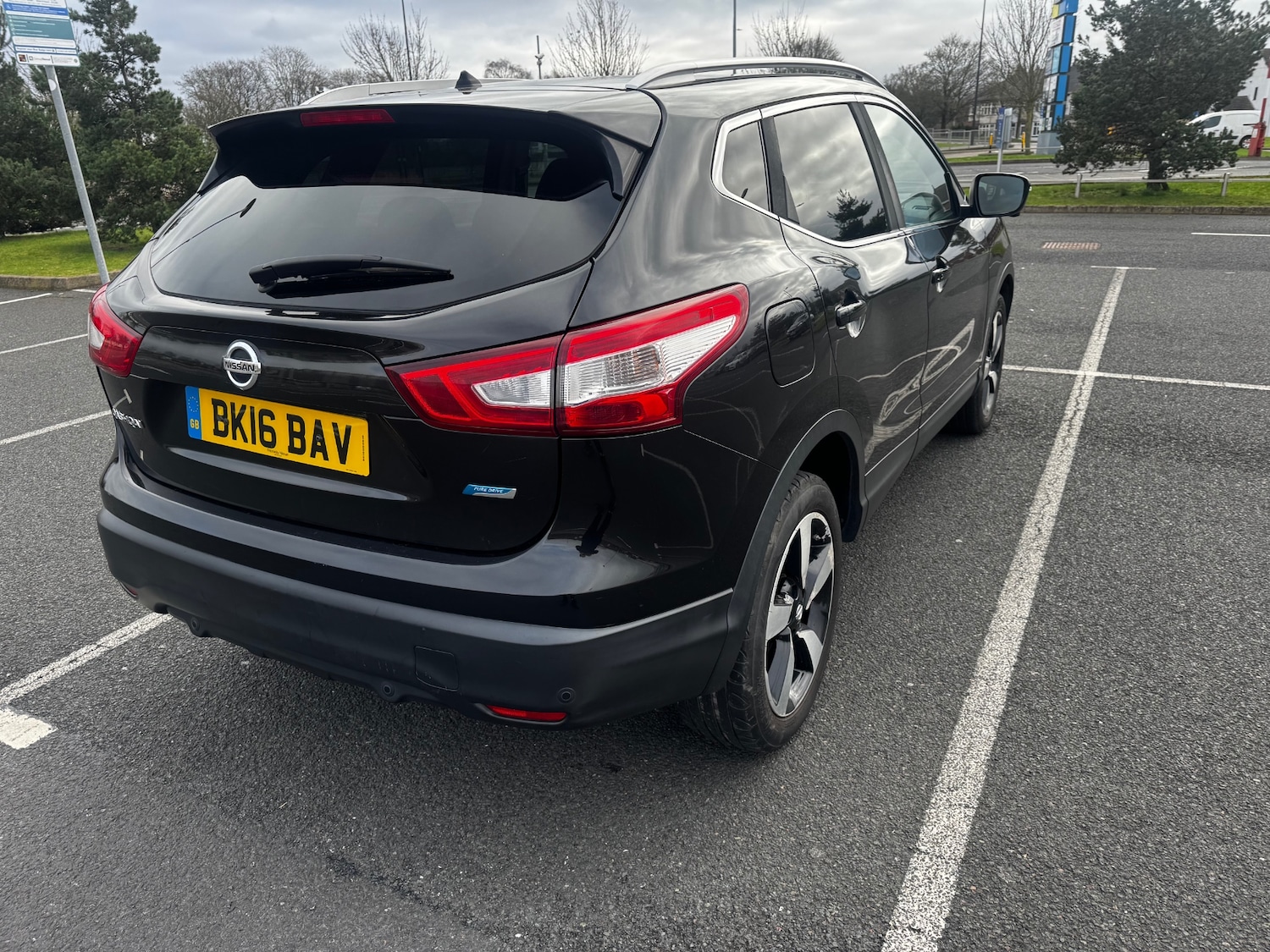 Used Nissan Qashqai 2016 for sale - 77715611: Photo 4
