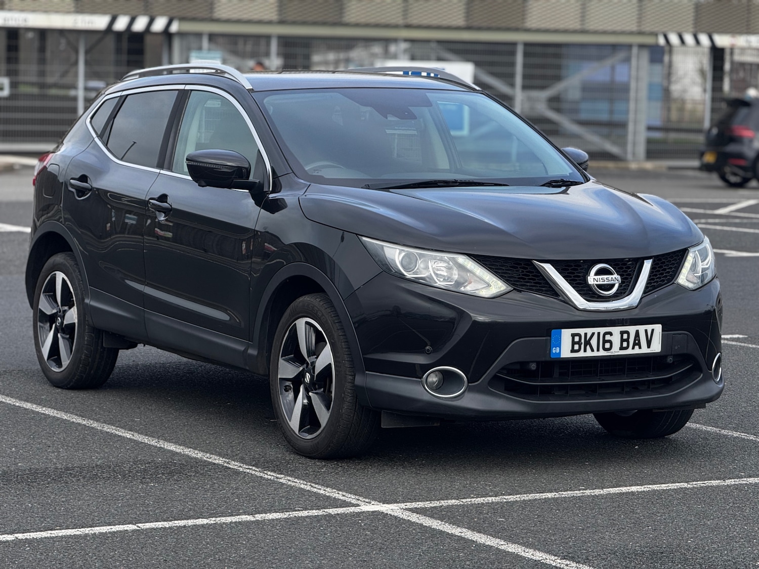 Used Nissan Qashqai 2016 for sale - 77715611: Photo 7