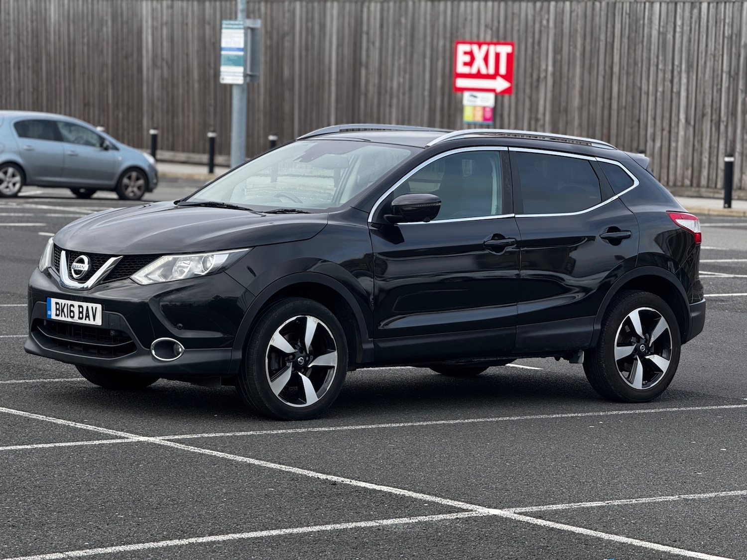 Used Nissan Qashqai 2016 for sale - 77715611: Photo 9