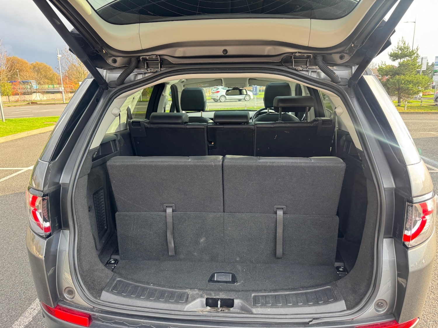 Used Land Rover Discovery Sport 2018 for sale - 76507844: Photo 15