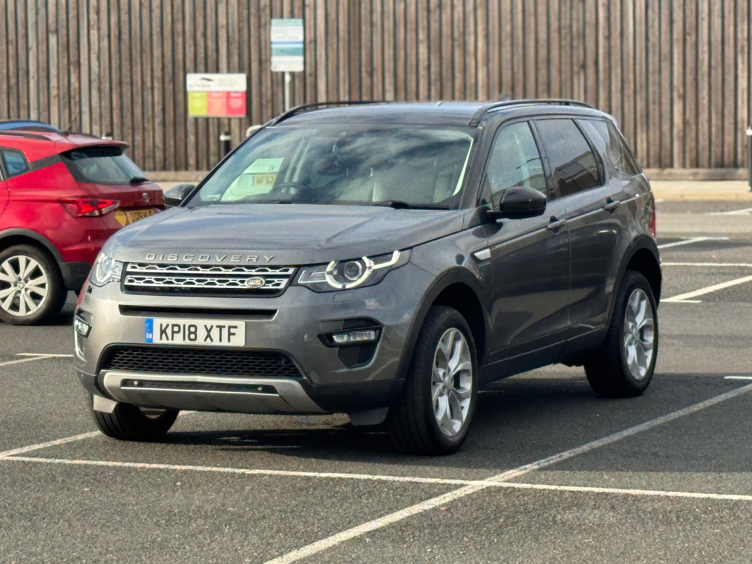 Used Land Rover Discovery Sport 2018 for sale - 76507844: Photo 5
