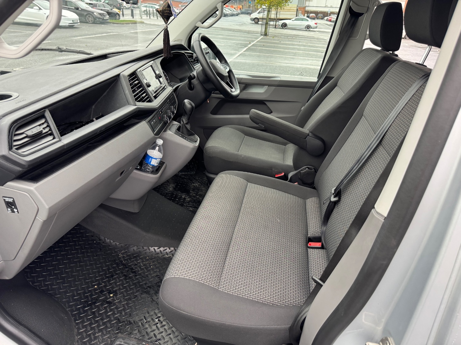 Used Volkswagen Transporter Shuttle 2024 for sale - 76545881: Photo 13