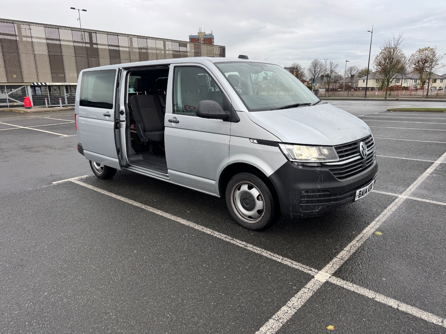 Used Volkswagen Transporter Shuttle 2024 for sale - 76545881: Photo 8