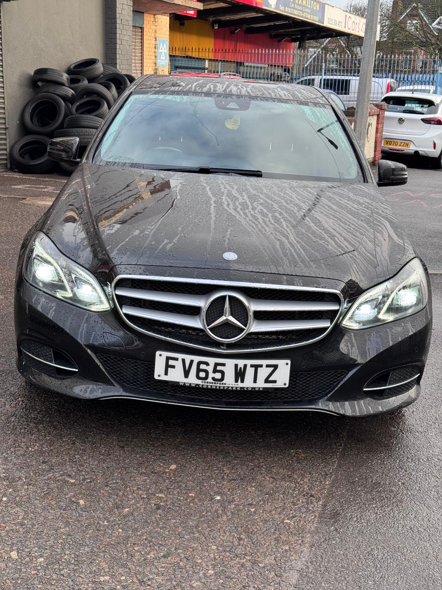 Used Mercedes-Benz E Class 2015 for sale - 77903877: Photo 3