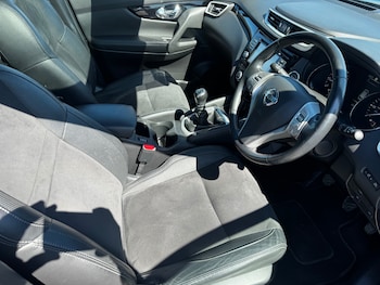 Used Nissan Qashqai 2017 for sale - 78378950: Photo