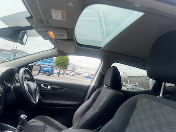 Used Nissan Qashqai 2017 for sale - 78904724: Photo
