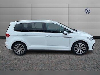 Used Volkswagen Touran 2022 for sale - 78469393: Photo