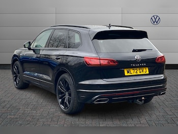 Used Volkswagen Touareg 2022 for sale - 77673400: Photo