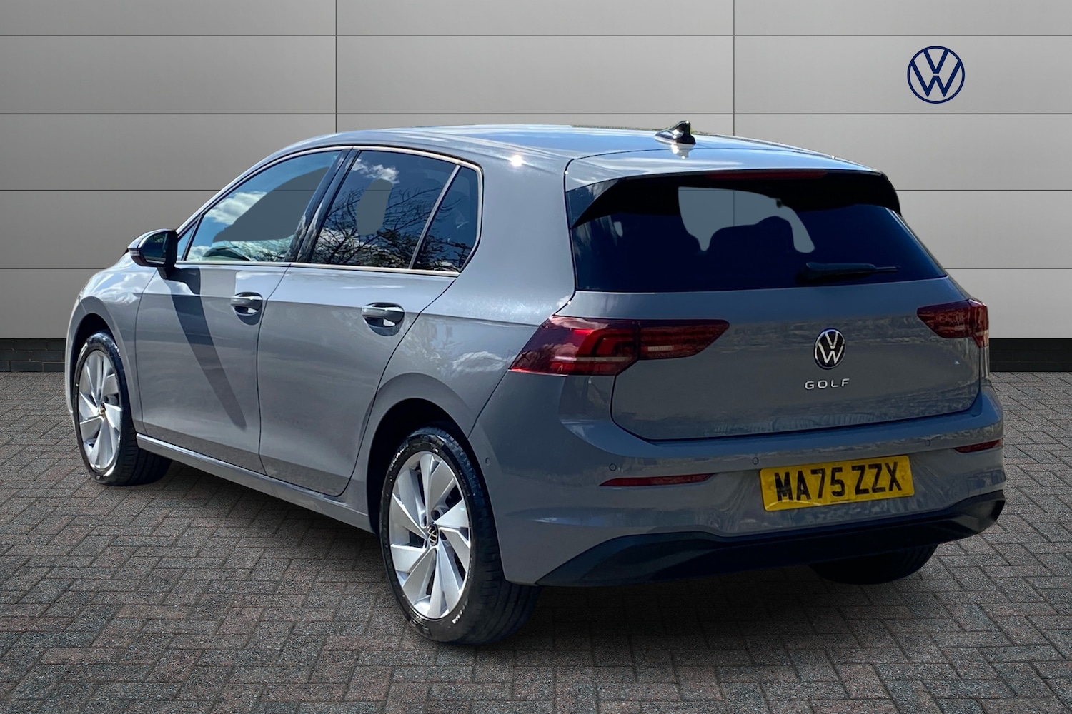 Used Volkswagen Golf 2025 for sale - 78139729: Photo 3