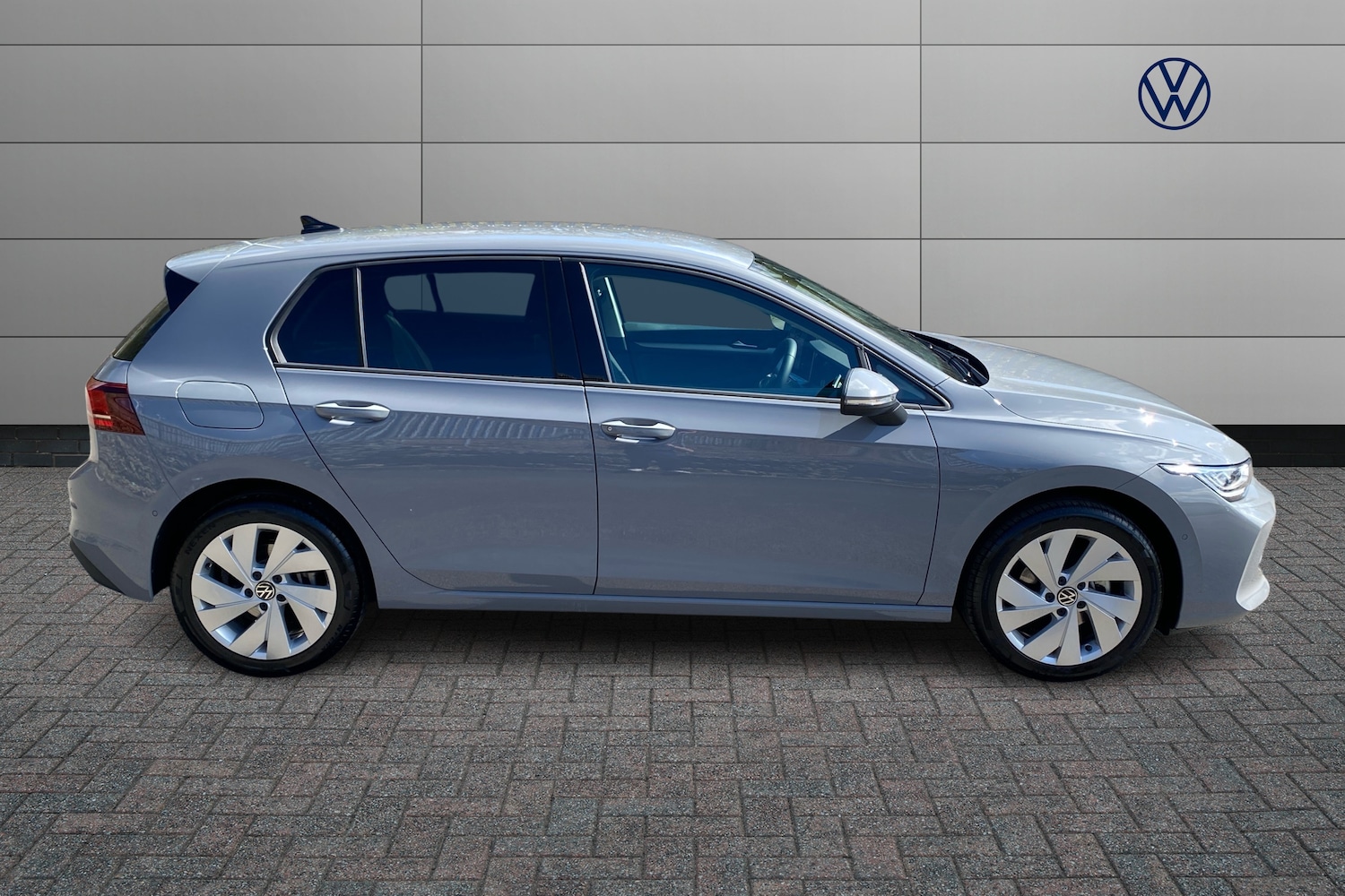 Used Volkswagen Golf 2025 for sale - 78139729: Photo 4