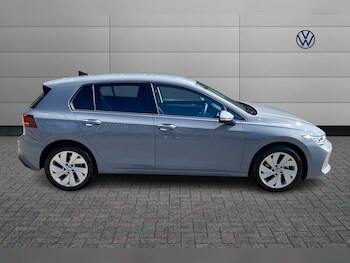 Used Volkswagen Golf 2025 for sale - 78139729: Photo