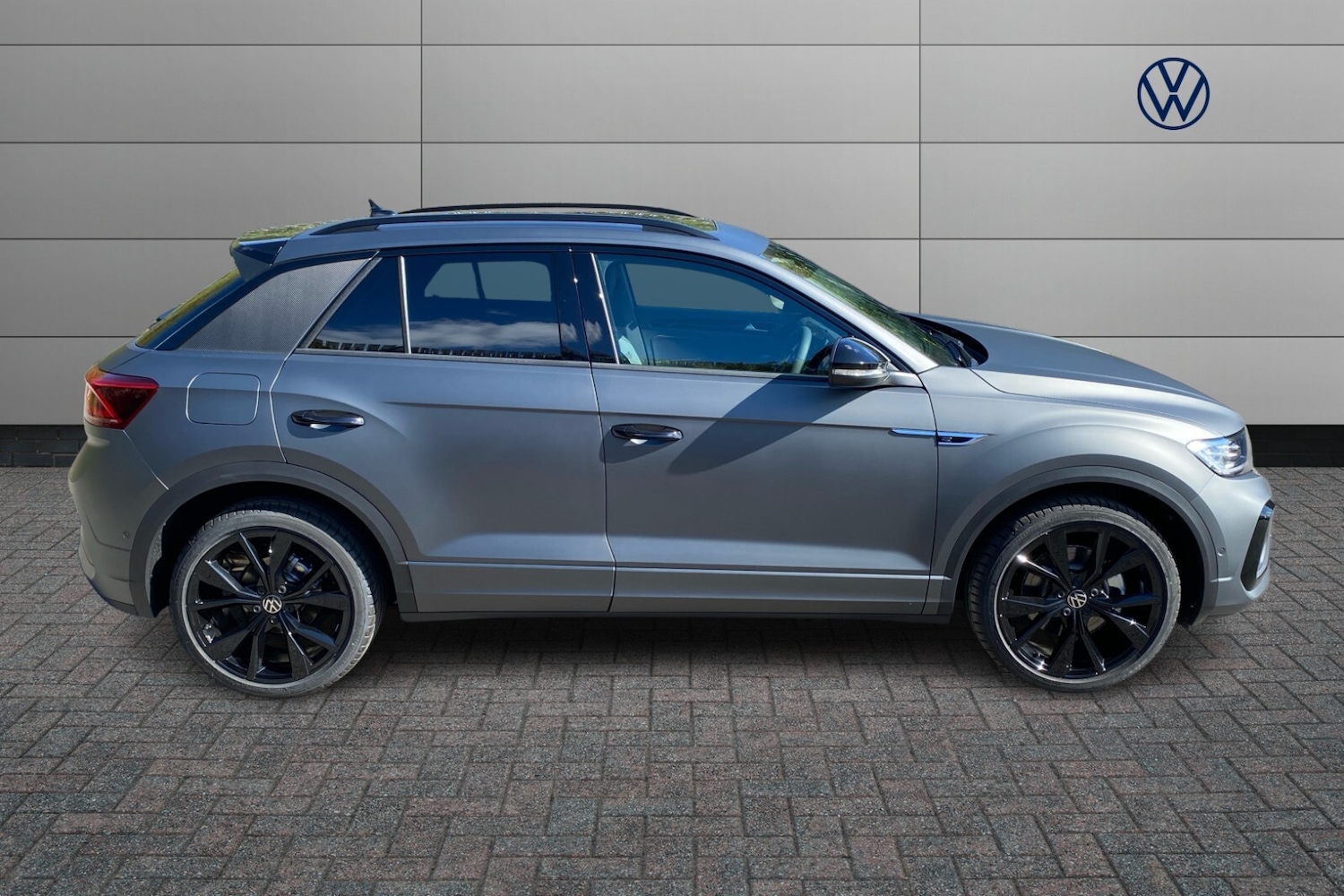 Used Volkswagen T-Roc 2025 for sale - 77660028: Photo 4