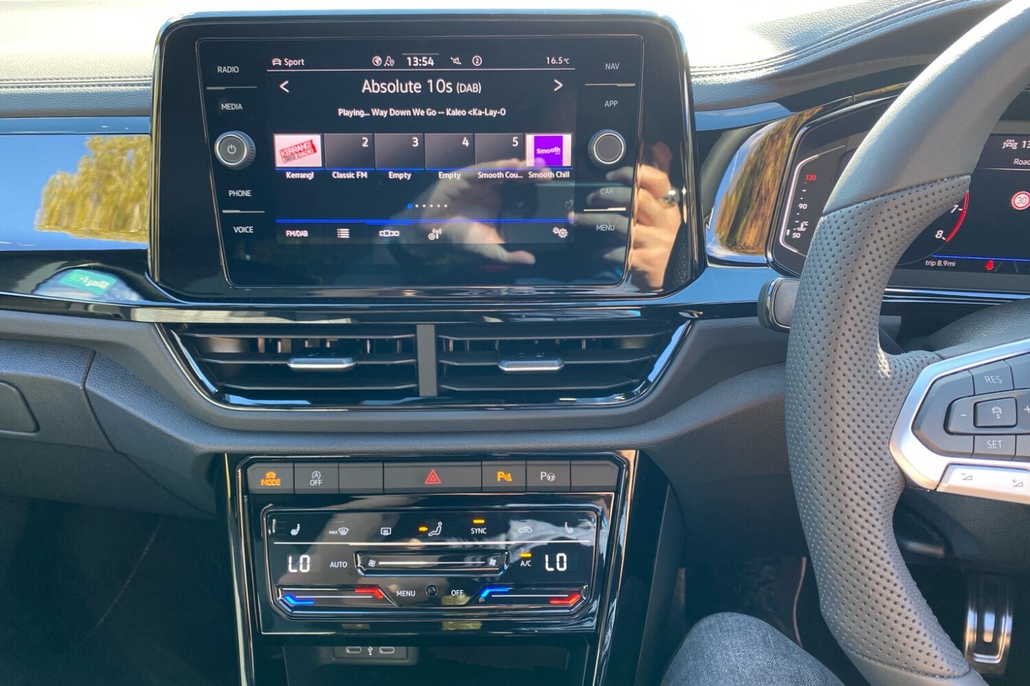 Used Volkswagen T-Roc 2025 for sale - 77660028: Photo 9